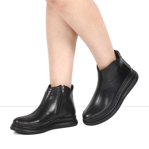 Kadın Siyah Fermuarlı Deri Bot