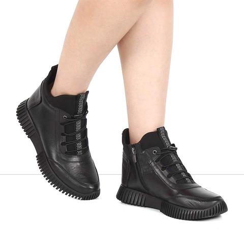 Kadın Siyah Fermuarlı Deri Bot