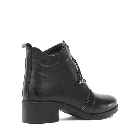 Kadın Siyah Fermuarlı Kalın Tabanlı Deri Bot