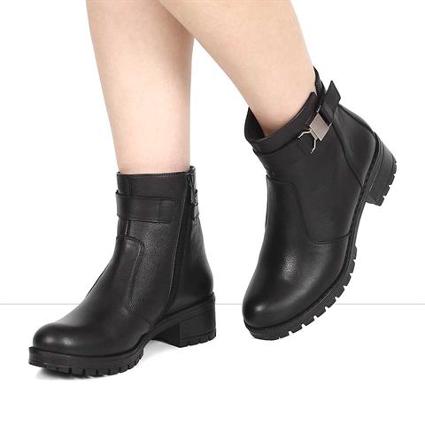 Kadın Siyah Fermuarlı Kalın Topuklu Deri Bot