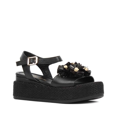 Kadın Siyah Hasır Tabanlı Deri Sandalet