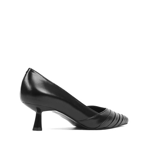 Kadın Siyah İnce Topuklu Deri Klasik Ayakkabı