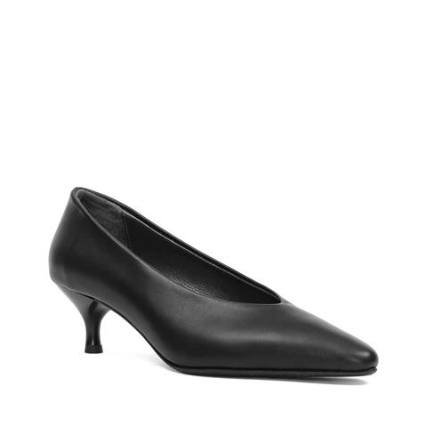 Kadın Siyah İnce Topuklu Deri Klasik Ayakkabı