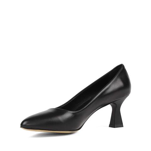 Kadın Siyah İnce Topuklu Deri Klasik Ayakkabı