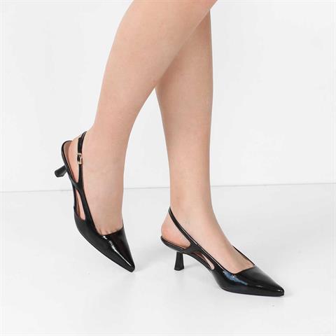 Kadın Siyah İnce Topuklu Rugan Deri Klasik Ayakkabı
