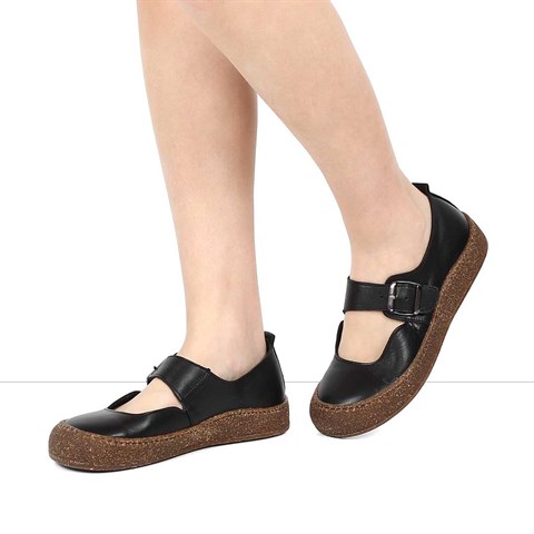 Kadın Siyah Kalın Tabanlı Deri Ayakkabı