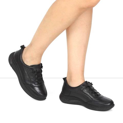 Kadın Siyah Kalın Tabanlı Deri Sneaker