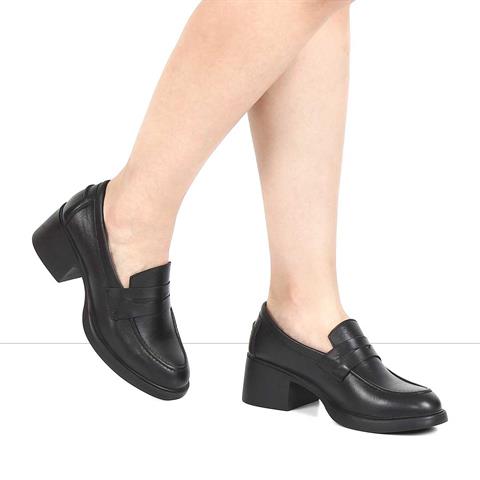 Kadın Siyah Kalın Topuklu Deri Ayakkabı