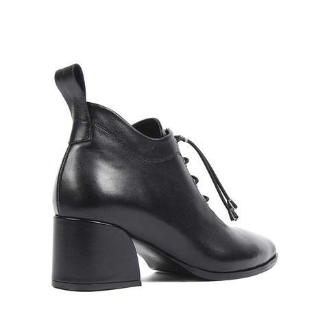 Kadın Siyah Kalın Topuklu Deri Ayakkabı