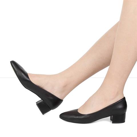 Kadın Siyah Kalın Topuklu Deri Klasik Ayakkabı