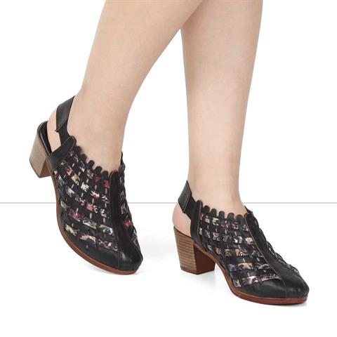 Kadın Siyah Kalın Topuklu Deri Sandalet