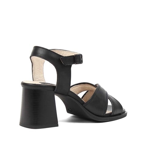 Kadın Siyah Kalın Topuklu Deri Sandalet