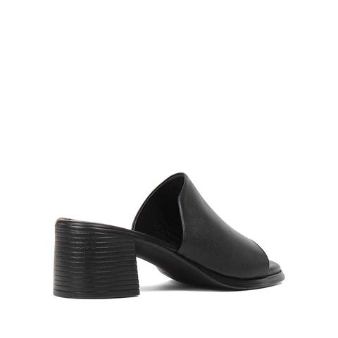 Kadın Siyah Kalın Topuklu Deri Terlik