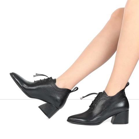 Kadın Siyah Kalın Topuklu Flotter Deri Ayakkabı