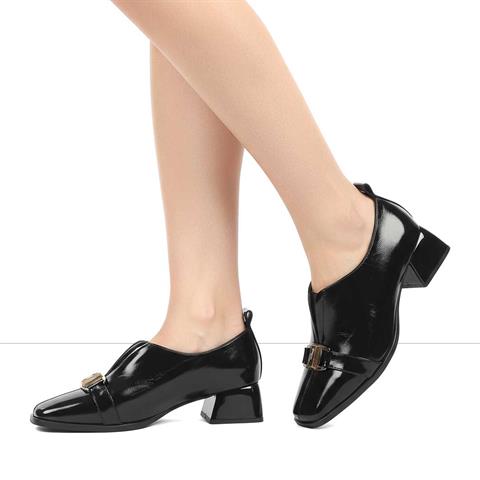 Kadın Siyah Kalın Topuklu Rugan Deri Ayakkabı