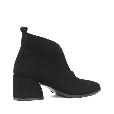 Kadın Siyah Kalın Topuklu Süet Deri Bot