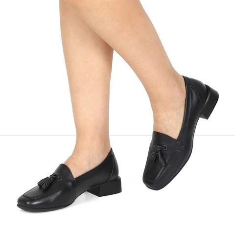 Kadın Siyah Kısa Kalın Topuklu Deri Ayakkabı