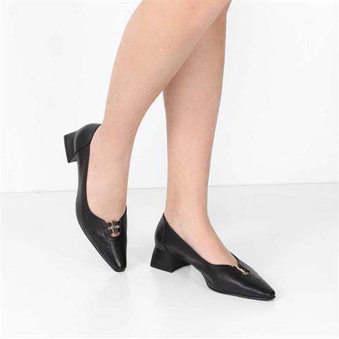 Kadın Siyah Kısa Kalın Topuklu Deri Klasik Ayakkabı