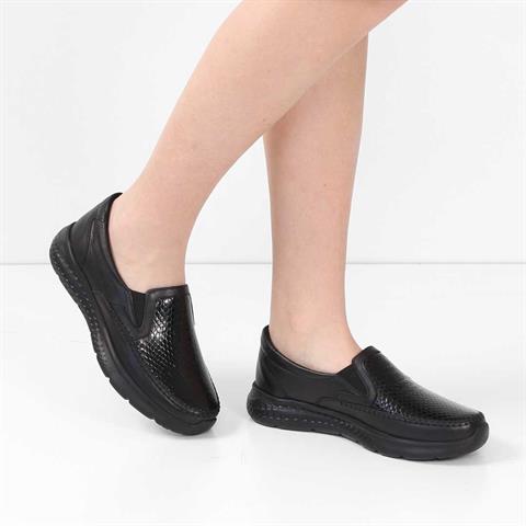 Kadın Siyah Kroko Kalın Tabanlı Deri Ayakkabı