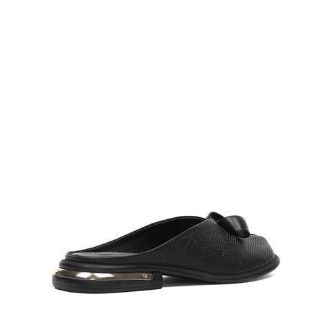 Kadın Siyah Önü Kapalı Deri Terlik