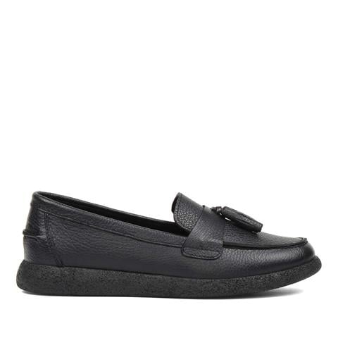 Kadın Siyah Püsküllü Deri Ayakkabı