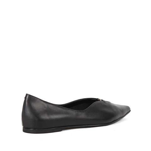 Kadın Siyah Sivri Burun Deri Babet