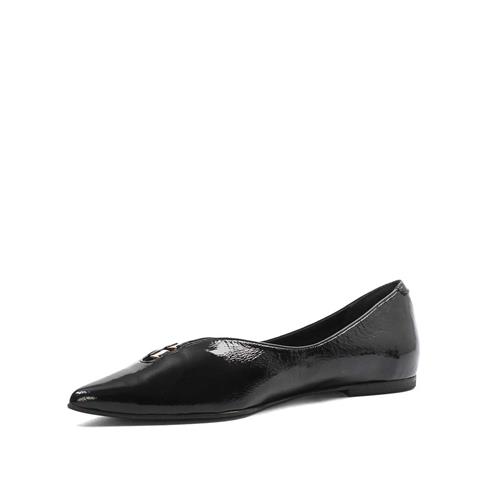 Kadın Siyah Sivri Burun Rugan Deri Babet