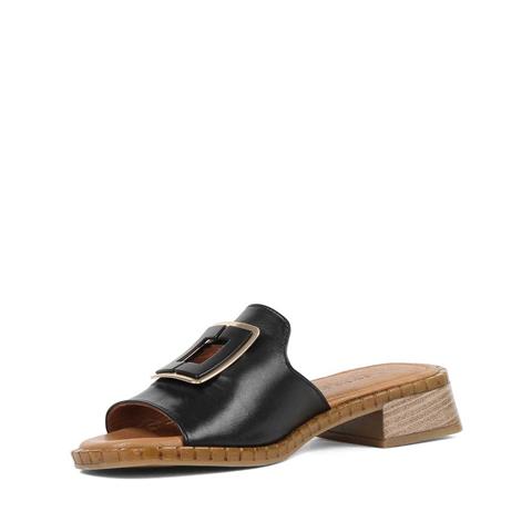 Kadın Siyah Toka Detaylı Deri Terlik