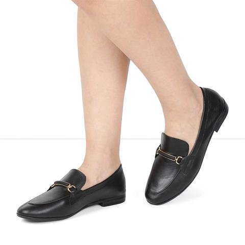Kadın Siyah Tokalı Deri Loafer