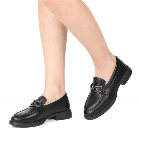 Kadın Siyah Tokalı Deri Loafer