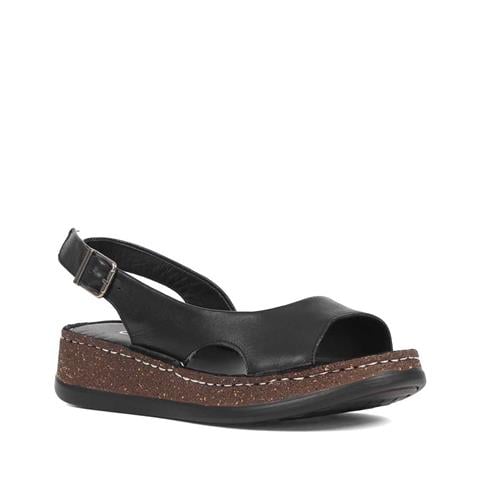 Kadın Siyah Tokalı Dolgu Topuklu Deri Sandalet