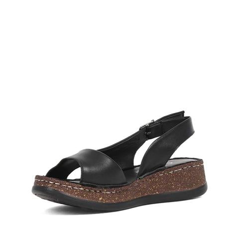 Kadın Siyah Tokalı Dolgu Topuklu Deri Sandalet