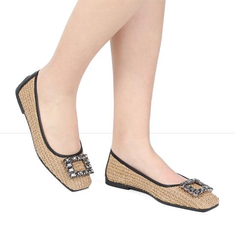 Kadın Siyah Tokalı Hasır Deri Babet