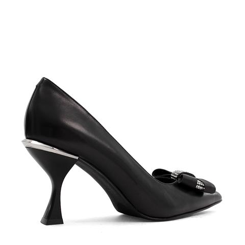 Kadın Siyah Tokalı İnce Topuklu Deri Klasik Ayakkabı