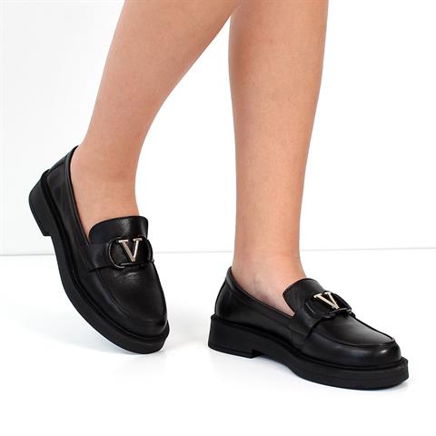 Kadın Siyah Tokalı Kalın Tabanlı Deri Loafer