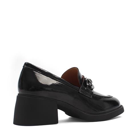 Kadın Siyah Tokalı Kalın Tabanlı Rugan Deri Loafer