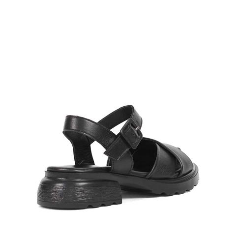 Kadın Siyah Tokalı Kalın Topuklu Deri Sandalet