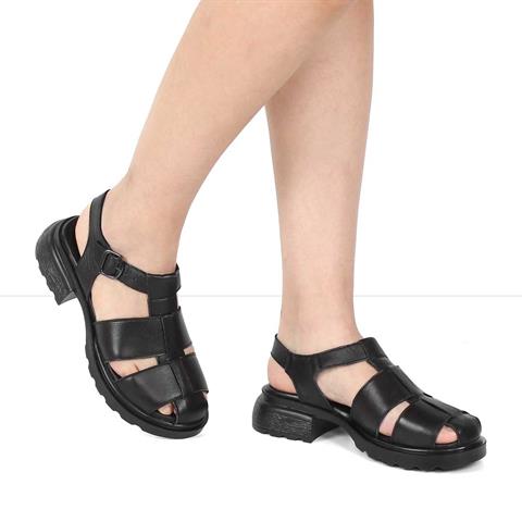 Kadın Siyah Tokalı Kalın Topuklu Deri Sandalet