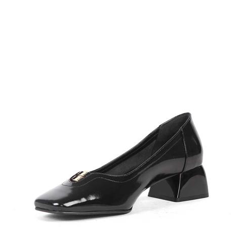 Kadın Siyah Tokalı Kalın Topuklu Rugan Deri Klasik Ayakkabı