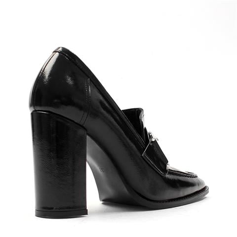 Kadın Siyah Tokalı Kalın Topuklu Rugan Deri Klasik Ayakkabı