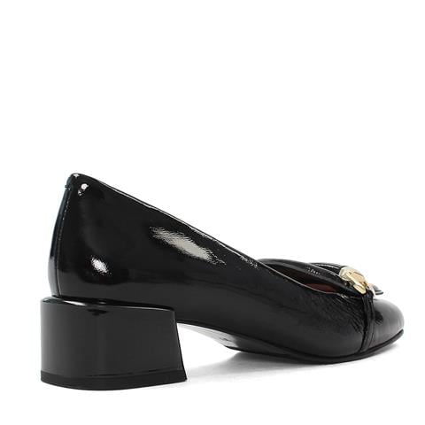 Kadın Siyah Tokalı Kalın Topuklu Rugan Deri Klasik Ayakkabı