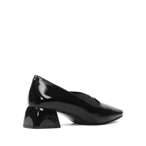 Kadın Siyah Tokalı Kalın Topuklu Rugan Deri Klasik Ayakkabı