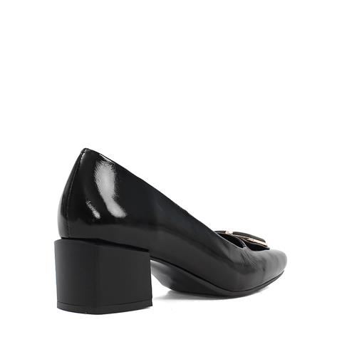 Kadın Siyah Tokalı Kalın Topuklu Rugan Deri Klasik Ayakkabı