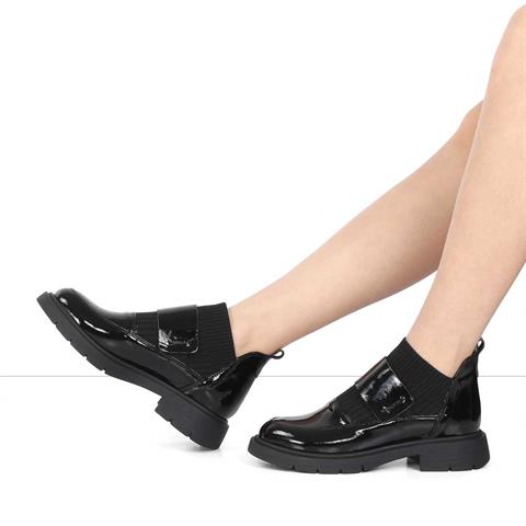 Kadın Siyah Triko Detaylı Rugan Deri Bot