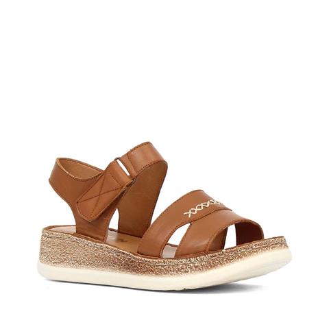 Kadın Taba Bantlı Dolgu Topuklu Deri Sandalet