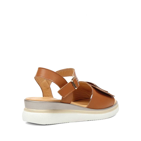 Kadın Taba Bilekten Tokalı Deri Sandalet