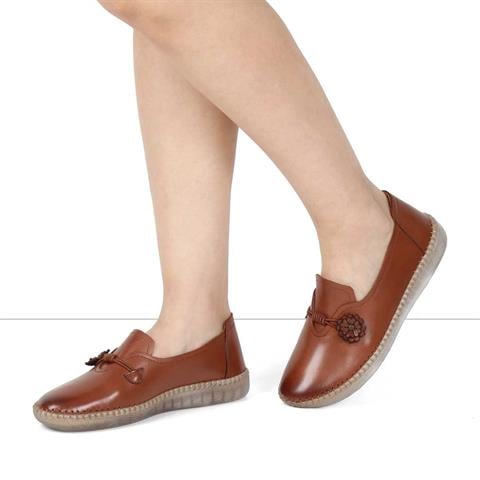 Kadın Taba Çiçek Detaylı Deri Ayakkabı