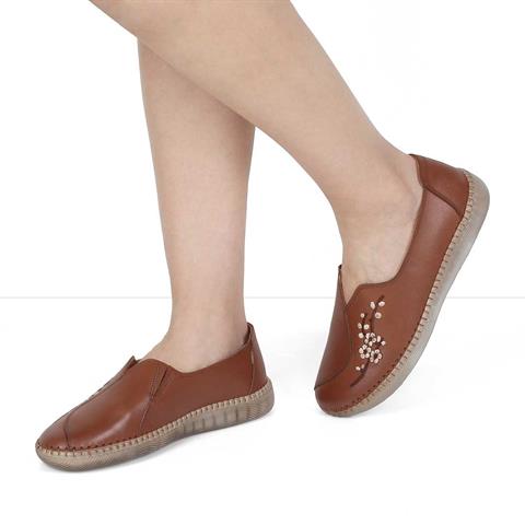 Kadın Taba Çiçek Detaylı Deri Ayakkabı