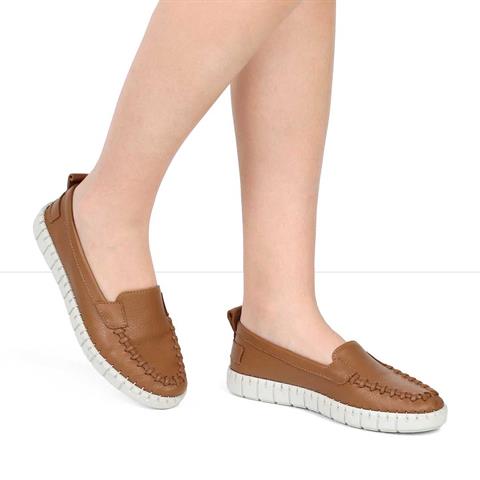 Kadın Taba Dikiş Detaylı Deri Ayakkabı