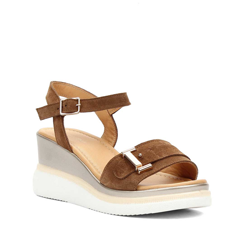 Kadın Taba Tokalı Dolgu Topuklu Süet Deri Sandalet